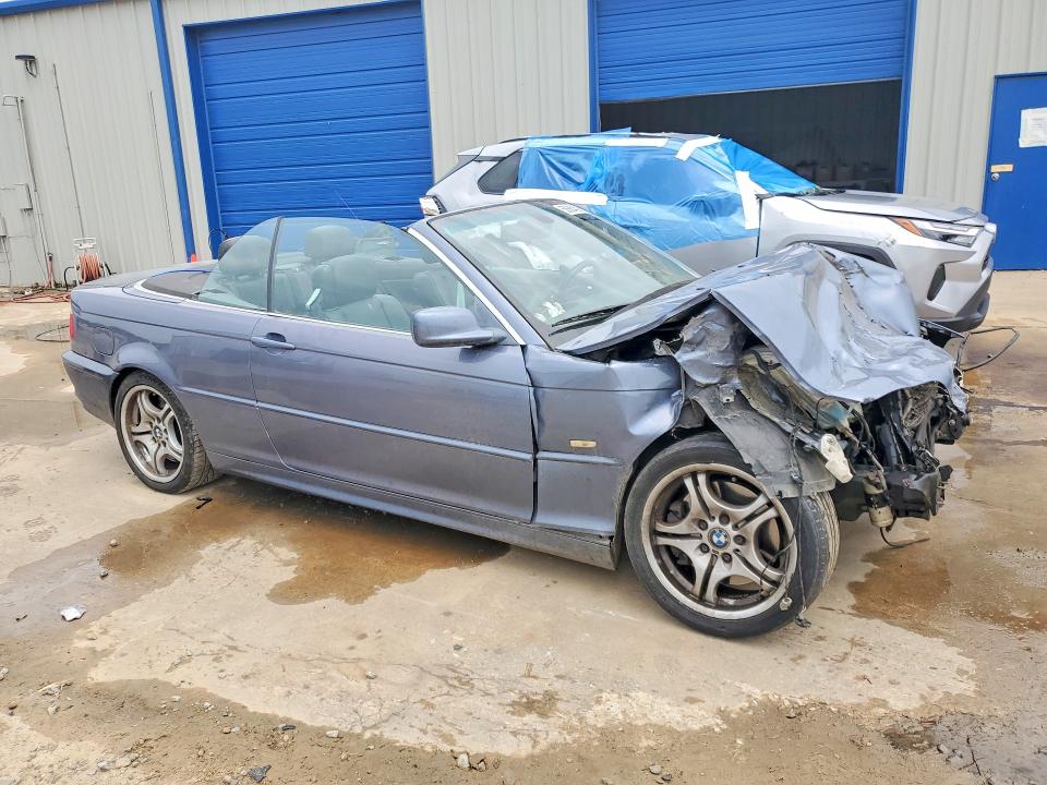 Photo 4 from auction – 2001 BMW 330 with VIN WBABS53431JU82924