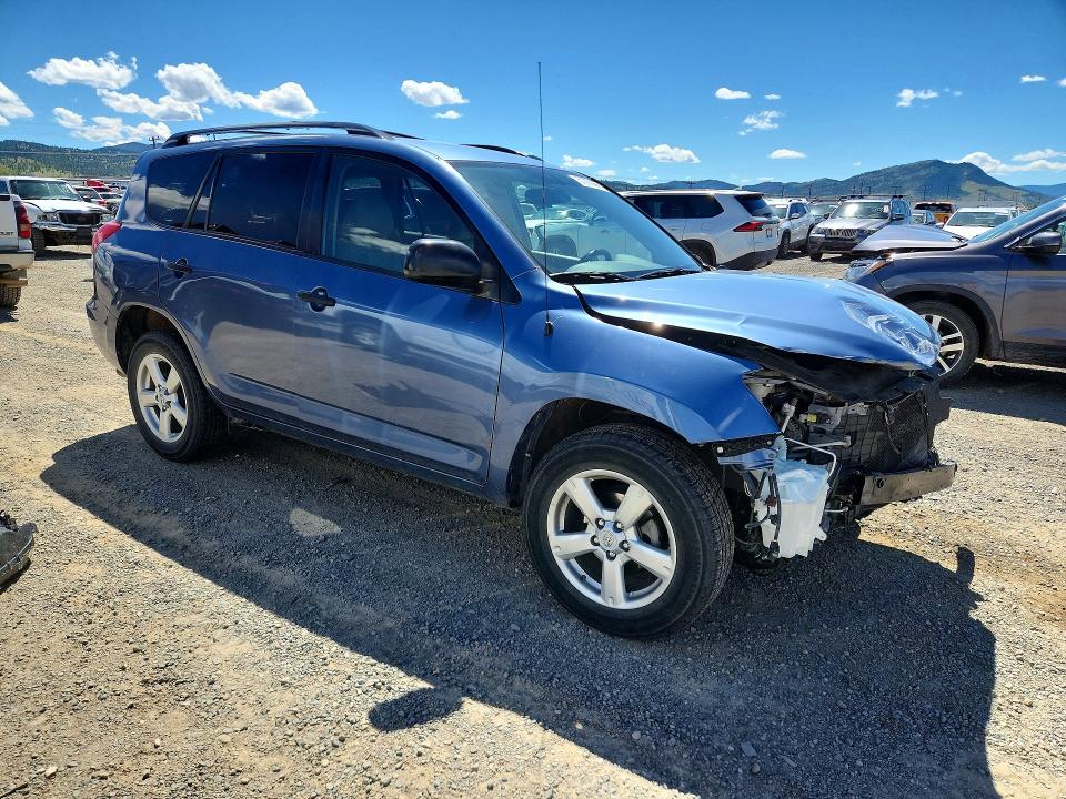 Photo 4 from auction – 2006 TOYOTA RAV4 with VIN JTMBD33V066010328