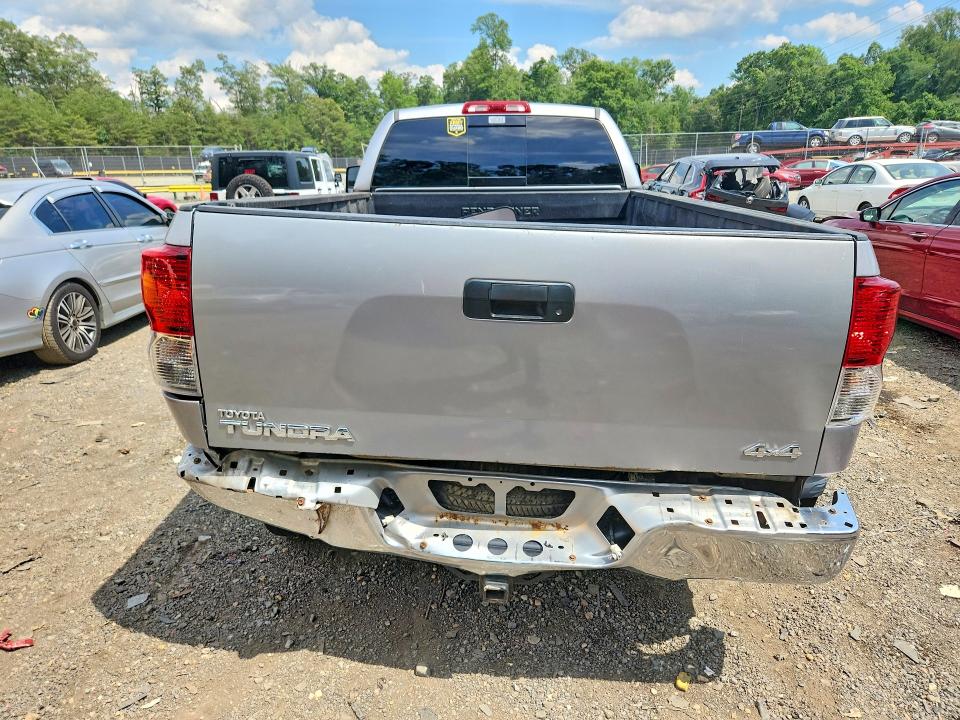 Photo 6 from auction – 2012 TOYOTA TUNDRA with VIN 5TFCY5F18CX013934