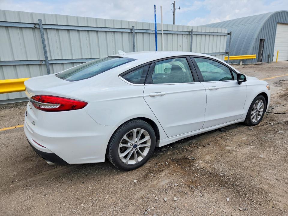 Photo 3 from auction – 2019 FORD FUSION with VIN 3FA6P0HD4KR283654