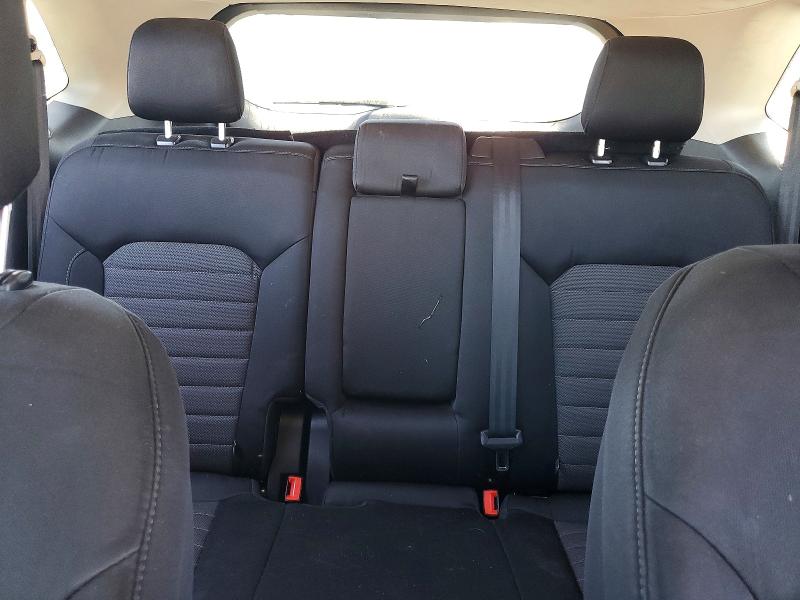 Photo 10 from auction – 2016 FORD EDGE with VIN 2FMPK3G93GBC07405