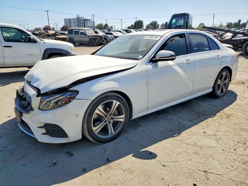 MERCEDES-BENZ E 2017 with VIN WDDZF4JB5HA285657 - Photo from auction