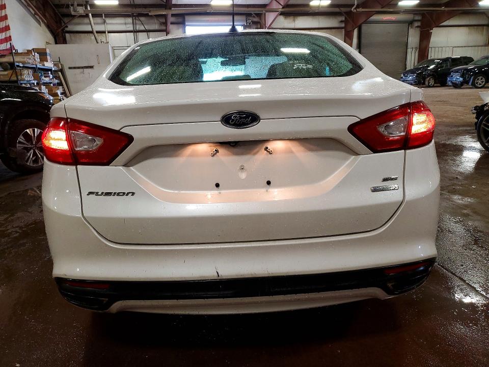 Photo 6 from auction – 2014 FORD FUSION with VIN 3FA6P0H92ER298024
