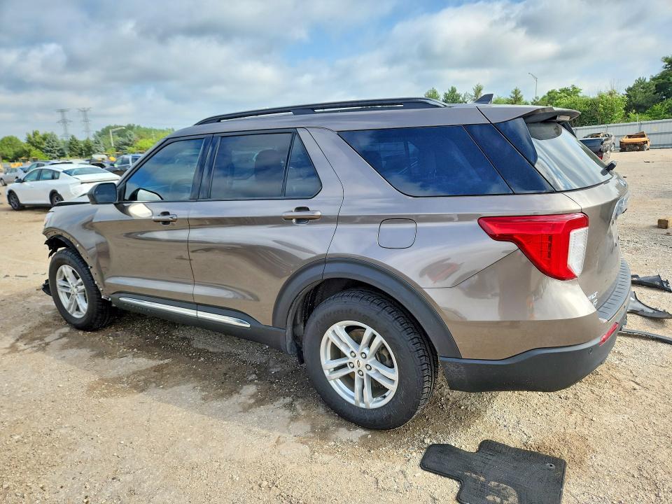 Photo 2 from auction – 2021 FORD EXPLORER with VIN 1FMSK8DH9MGA57842