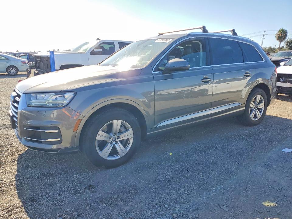 AUDI Q7 2018 with VIN WA1LHAF79JD024950 - Photo from auction