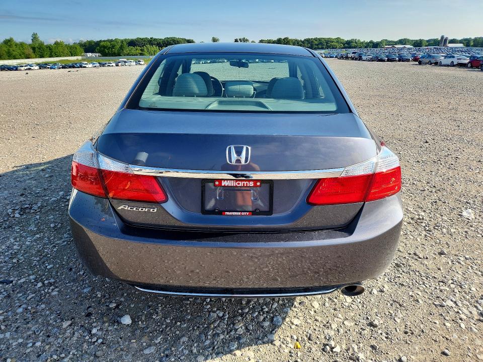 Photo 6 from auction – 2013 HONDA ACCORD with VIN 1HGCR2F31DA004317