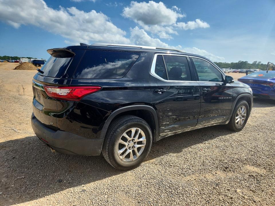 Photo 3 from auction – 2018 CHEVROLET TRAVERSE with VIN 1GNERGKW5JJ166586