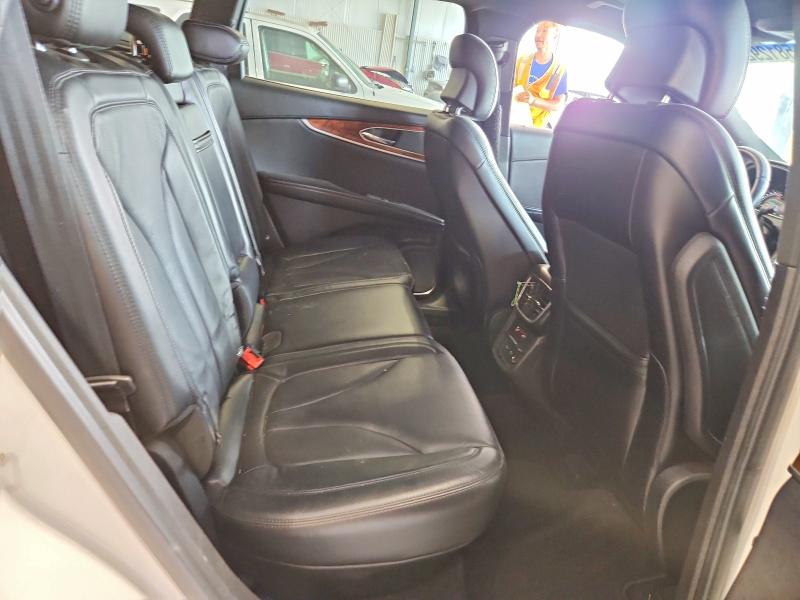 Photo 11 from auction – 2016 LINCOLN MKX with VIN 2LMTJ8LP2GBL87046