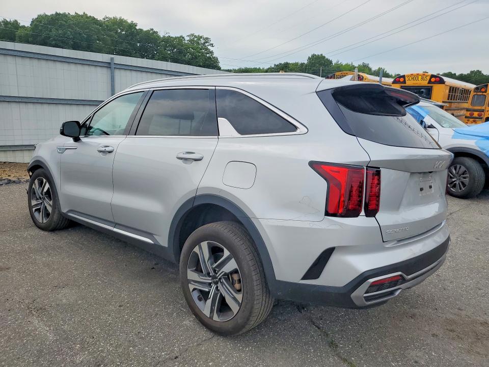 Photo 2 from auction – 2023 KIA SORENTO with VIN KNDRHDLG0P5176558