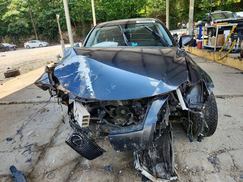 Photo 5 from auction – 2008 LEXUS IS with VIN JTHCK262582024420