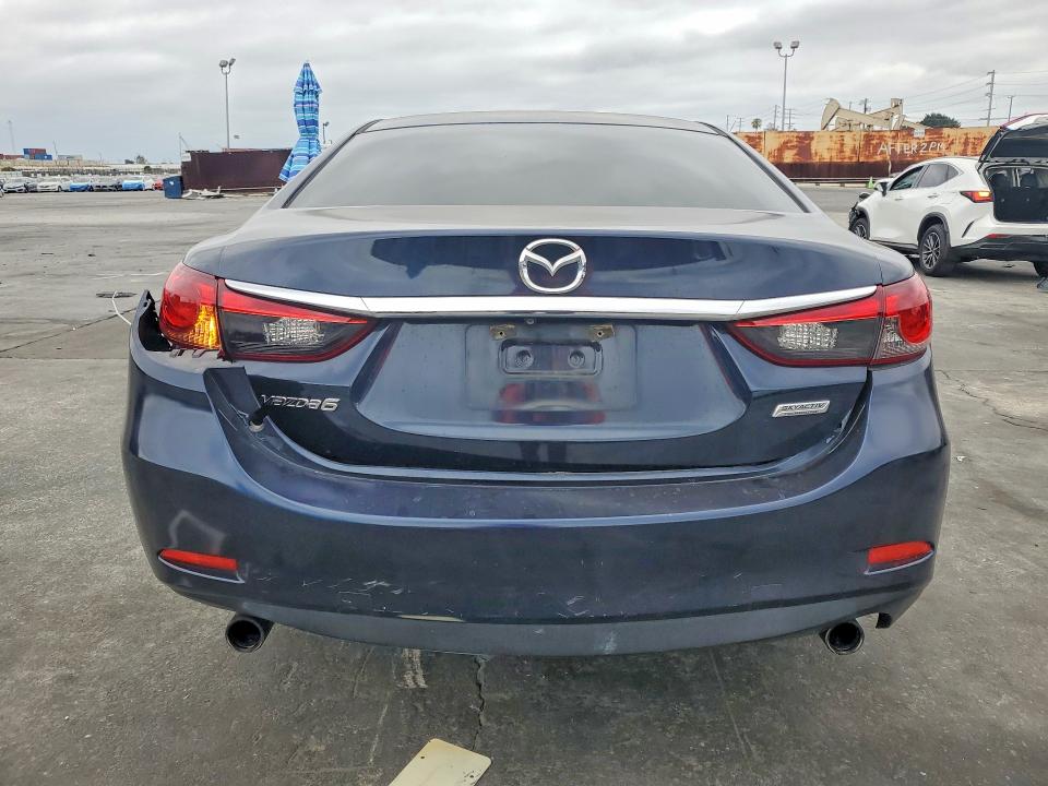 Foto 6 de la subasta – 2016 MAZDA 6 con VIN JM1GJ1U50G1437296