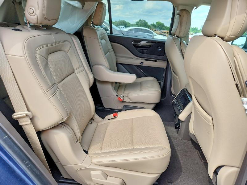 Photo 11 from auction – 2020 LINCOLN AVIATOR with VIN 5LM5J7WC8LGL21902