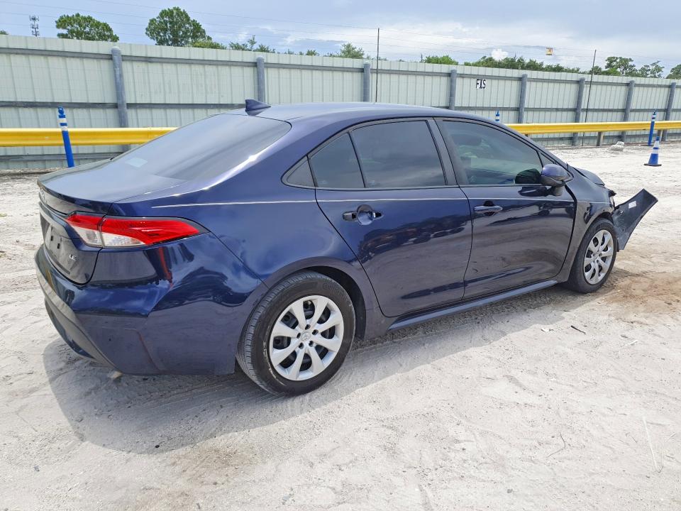 Photo 3 from auction – 2022 TOYOTA COROLLA with VIN 5YFEPMAE4NP336721