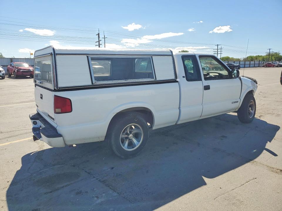 Photo 3 from auction – 2000 CHEVROLET S TRUCK with VIN 1GCCS1958Y8307926