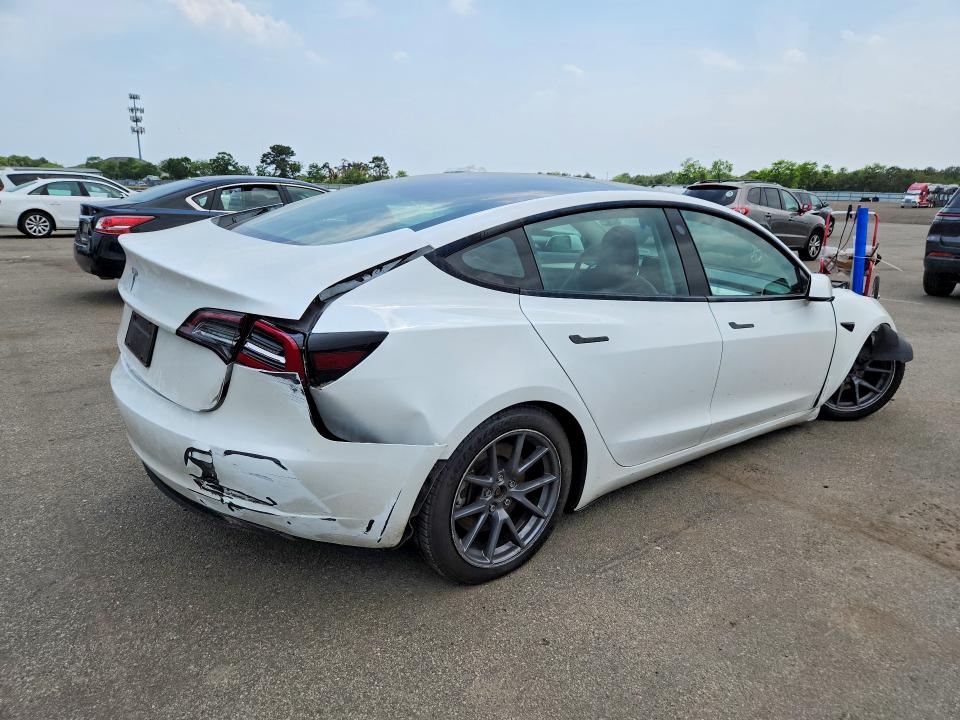 Photo 3 from auction – 2023 TESLA MODEL 3 with VIN 5YJ3E1EA3PF422992