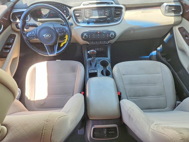 Photo 8 from auction – 2016 KIA SORENTO with VIN 5XYPGDA34GG064959