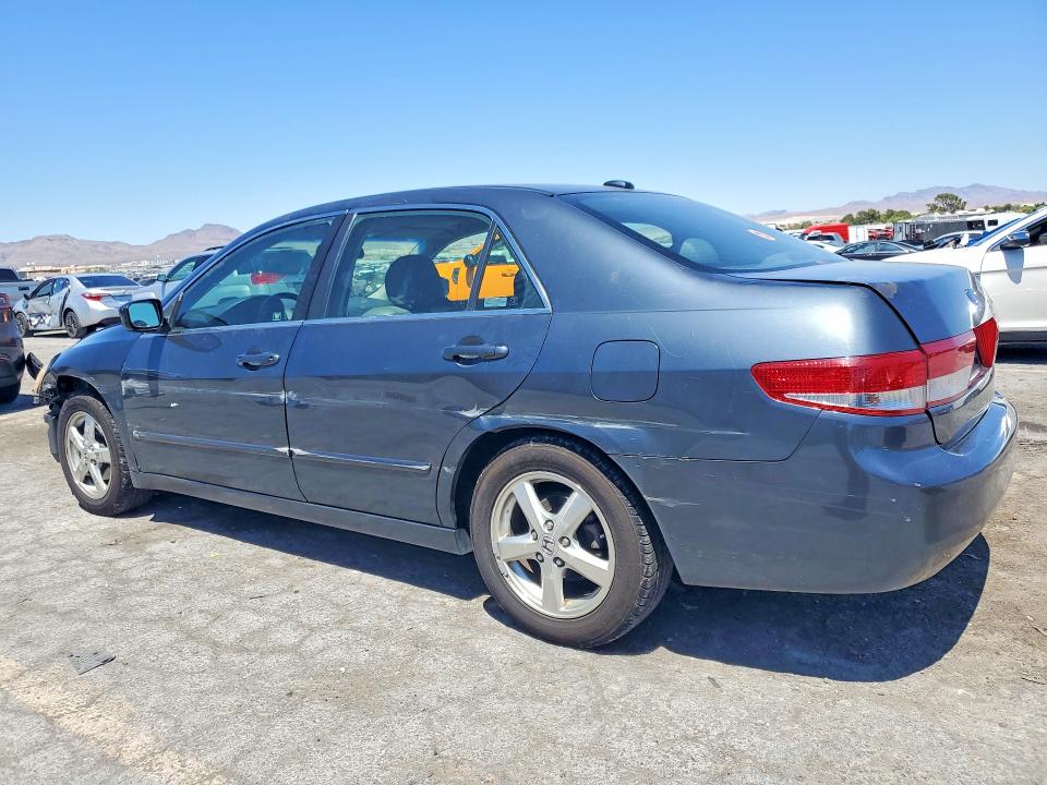 Photo 2 from auction – 2004 HONDA ACCORD with VIN JHMCM56864C038024