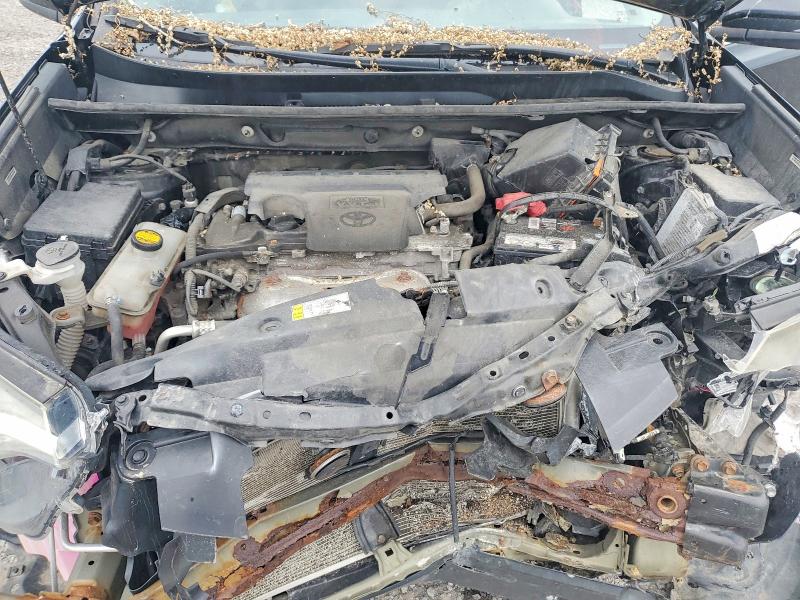 Photo 12 from auction – 2018 TOYOTA RAV4 with VIN 2T3BFREV6JW827188