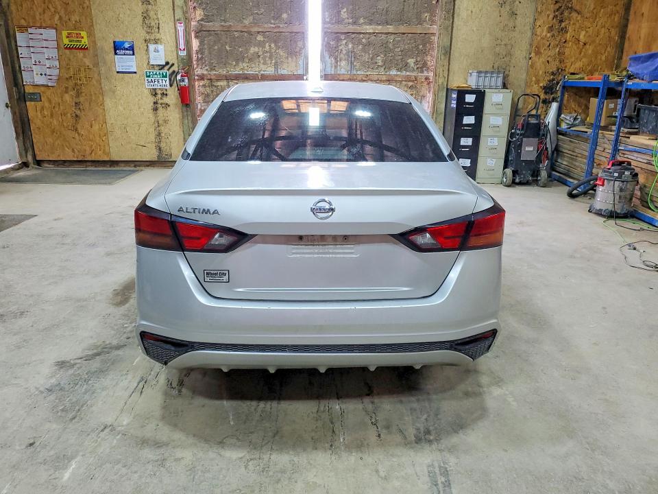 Photo 6 from auction – 2019 NISSAN ALTIMA with VIN 1N4BL4BV0KC128956