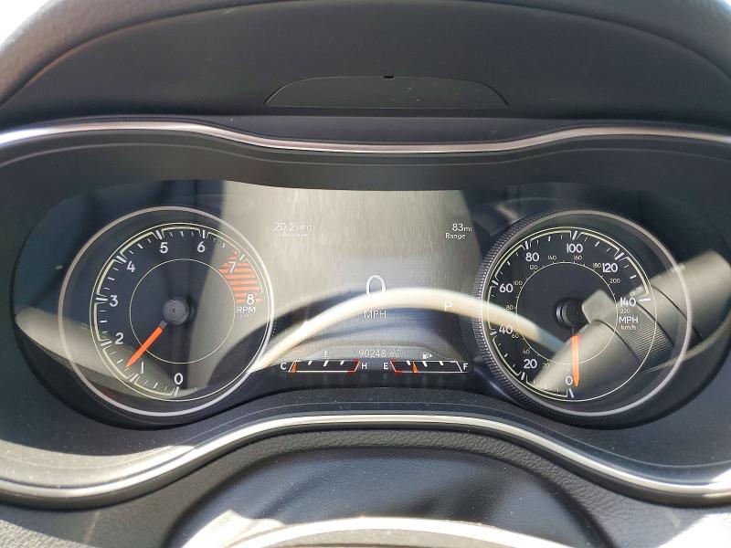 Photo 9 from auction – 2019 JEEP CHEROKEE with VIN 1C4PJMDX1KD347472