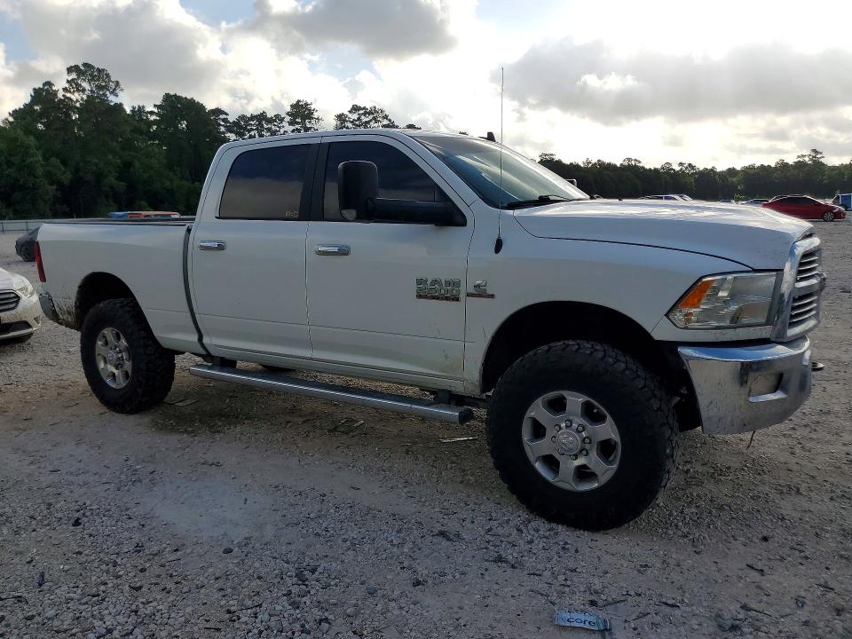 Photo 4 from auction – 2018 RAM 2500 with VIN 3C6UR5DL9JG185243