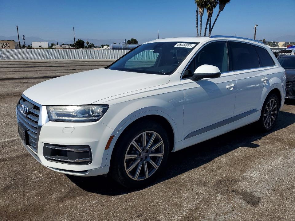 AUDI Q7 2018 with VIN WA1LAAF74JD019630 - Photo from auction