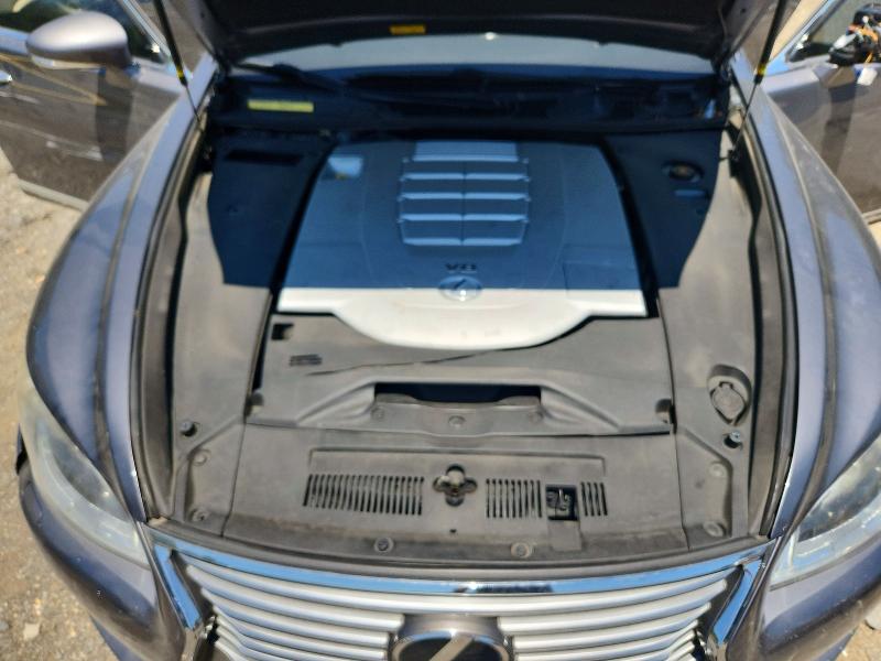 Photo 11 from auction – 2013 LEXUS LS with VIN JTHCL5EF8D5016176