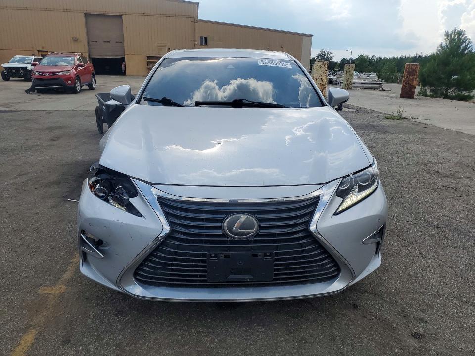 Zdjęcie 5 z aukcji – 2018 LEXUS ES z VIN 58ABK1GGXJU081535