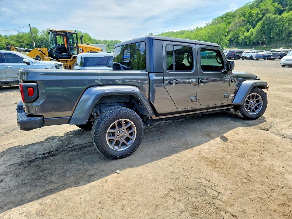 Photo 3 from auction – 2023 JEEP GLADIATOR with VIN 1C6HJTFG4PL514570