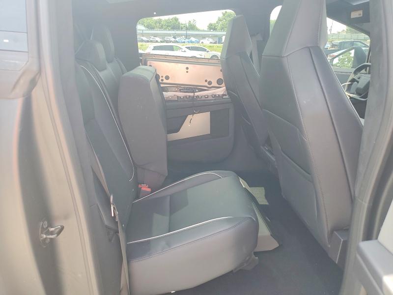 Foto 10 de la subasta – 2025 TESLA CYBERTRUCK con VIN 7G2CEHED0SA072551