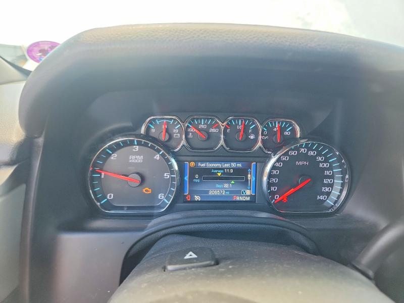 Photo 9 from auction – 2015 CHEVROLET SUBURBAN with VIN 1GNSKJKC8FR123430