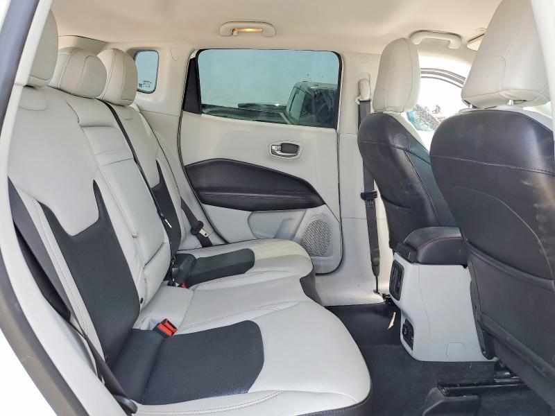 Photo 10 from auction – 2018 JEEP COMPASS with VIN 3C4NJCCB8JT494940