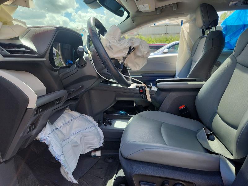 Photo 7 from auction – 2023 TOYOTA SIENNA with VIN 5TDYSKFCXPS106697