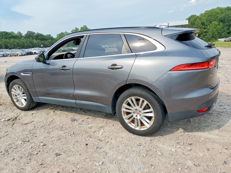 Photo 2 from auction – 2017 JAGUAR F-PACE with VIN SADCK2BV8HA054264