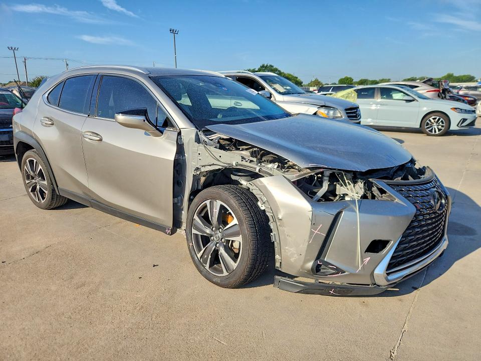 Photo 4 from auction – 2020 LEXUS UX with VIN JTHX3JBH0L2023459