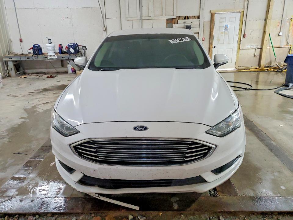 Photo 5 from auction – 2018 FORD FUSION with VIN 3FA6P0H7XJR159557