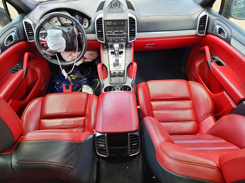 Photo 8 from auction – 2014 PORSCHE CAYENNE with VIN WP1AD2A23ELA74263