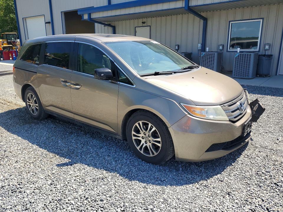 Photo 4 from auction – 2013 HONDA ODYSSEY with VIN 5FNRL5H61DB015697