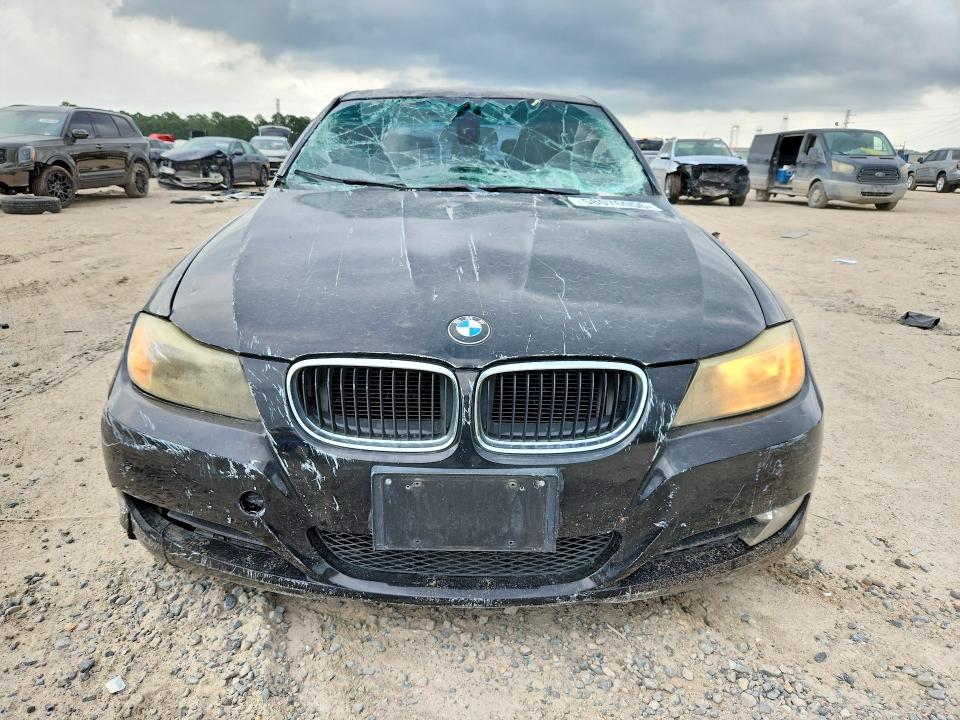 Photo 5 from auction – 2011 BMW 328 with VIN WBAPH7C50BE130838