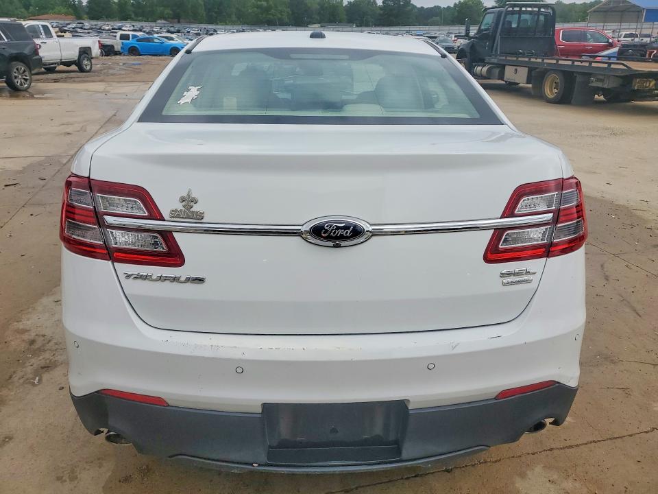 Photo 6 from auction – 2015 FORD TAURUS with VIN 1FAHP2E95FG154615