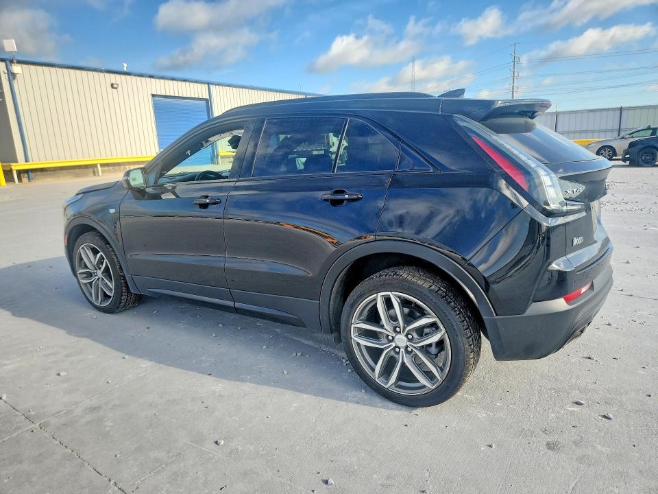Photo 2 from auction – 2023 CADILLAC XT4 with VIN 1GYFZER47PF108426