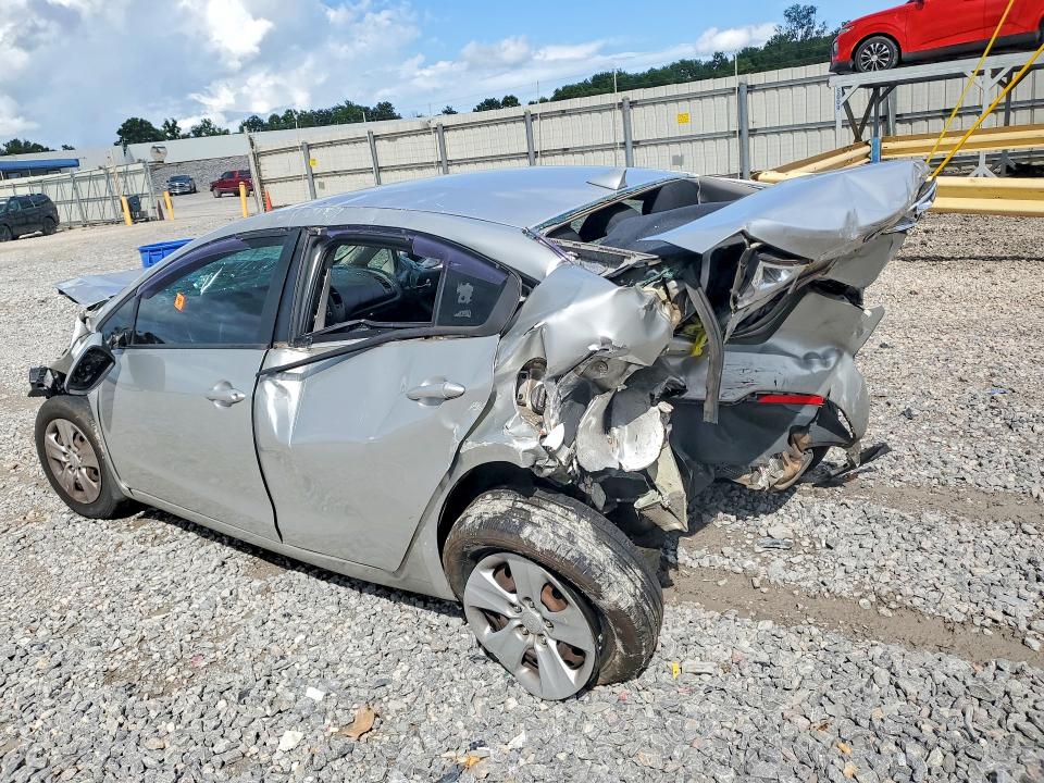 Photo 2 from auction – 2014 KIA FORTE with VIN KNAFK4A64E5148660