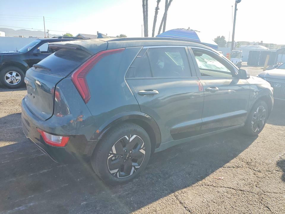 Photo 3 from auction – 2025 KIA NIRO with VIN KNDCR3L13S5145385