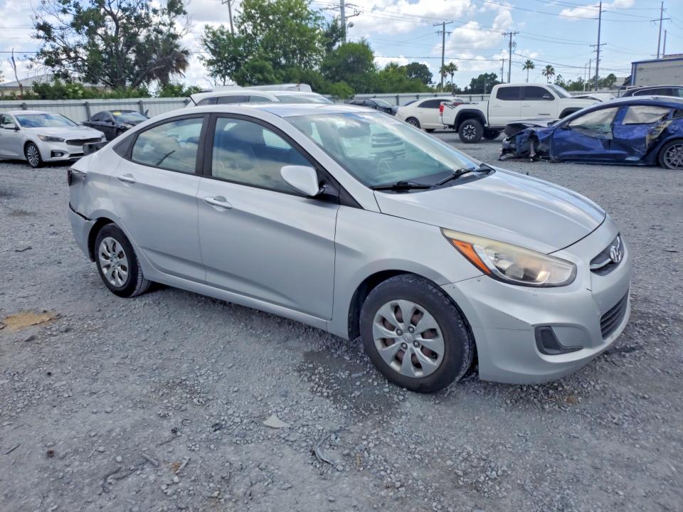 Photo 4 from auction – 2017 HYUNDAI ACCENT with VIN KMHCT4AE0HU247315