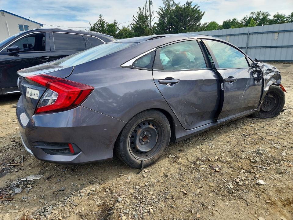 Photo 3 from auction – 2019 HONDA CIVIC with VIN 2HGFC2F63KH538314