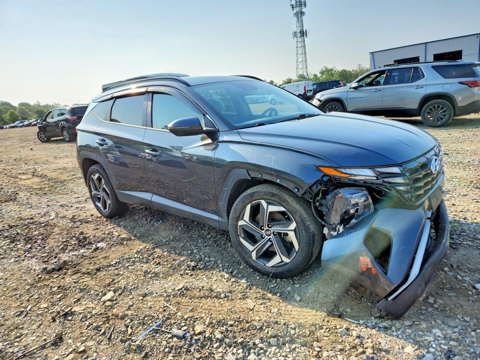 Photo 4 from auction – 2023 HYUNDAI TUCSON with VIN 5NMJFCAE3PH202761