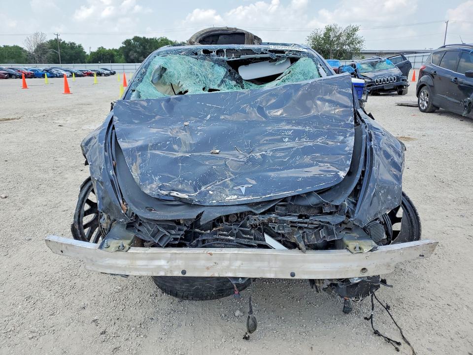 Фото 5 с аукциона – 2024 TESLA MODEL 3 с VIN 5YJ3E1EB8RF811638