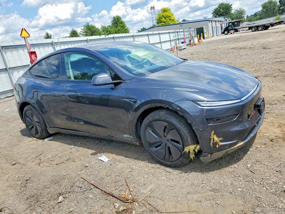 Photo 4 from auction – 2026 TESLA MODEL Y with VIN 7SAYGDEE3TA432145