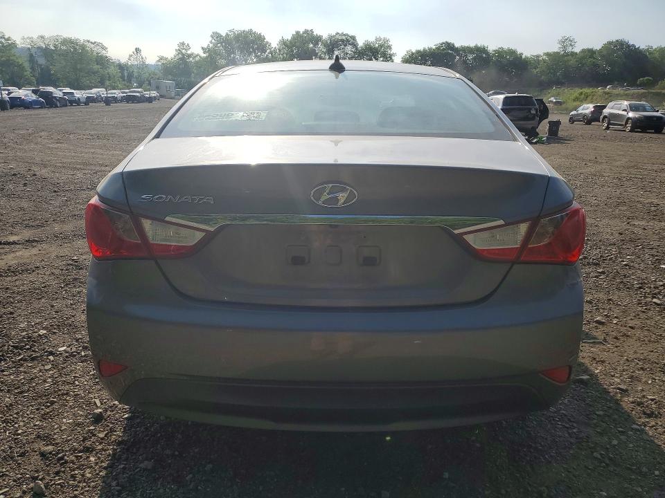 Photo 6 from auction – 2014 HYUNDAI SONATA with VIN 5NPEB4AC6EH864030