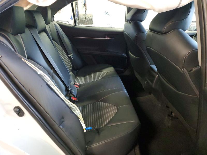 Photo 10 from auction – 2022 TOYOTA CAMRY with VIN 4T1G11AK2NU051772